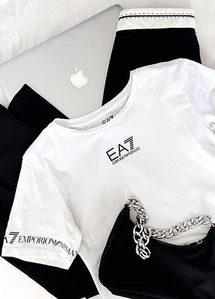 Топ emporio armani