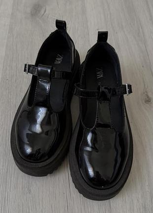 Туфлі zara , 34 р.