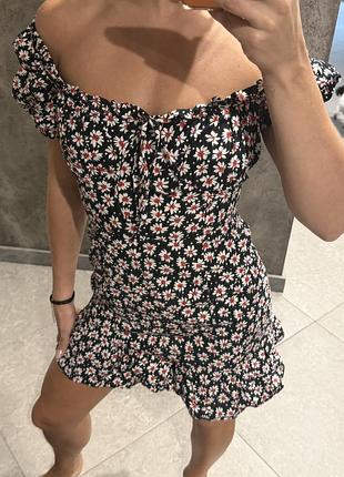 Жіноче плаття zara