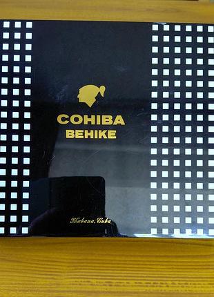 Оригінальна лакована деревяна коробка (шкатулка) від кубинських сигар cohiba behike bhk 56.