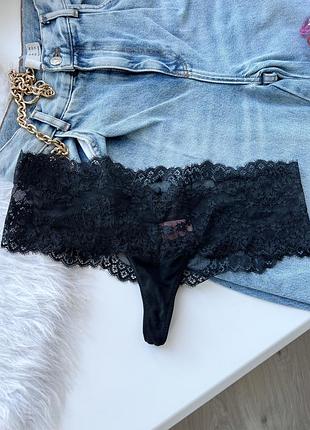 Кружевные черные трусы hunkemoller
