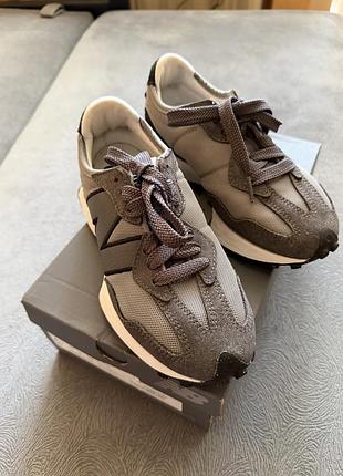 Кросівки, new balance