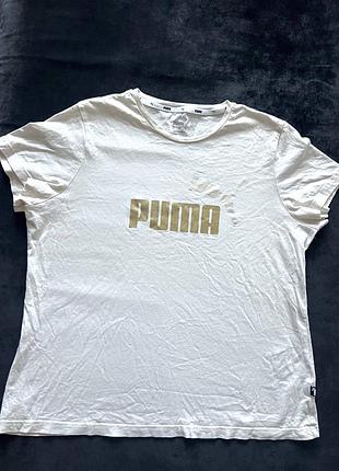 Жіноча біла футболка puma з золотистим логотипом (розмір xl ) — оригінал