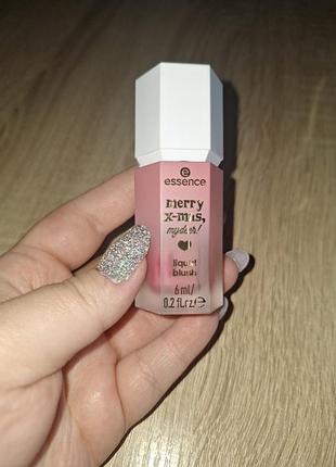 Essence merry x-mas luquid blush