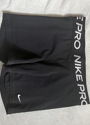 Жіночі спортивні шорти nike pro