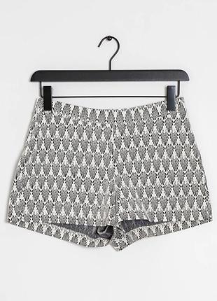 Жіночі шорти zara, розмір l