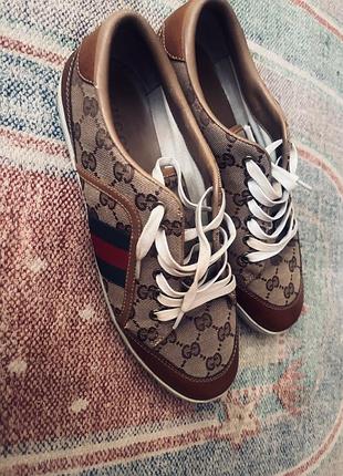 Кроси gucci