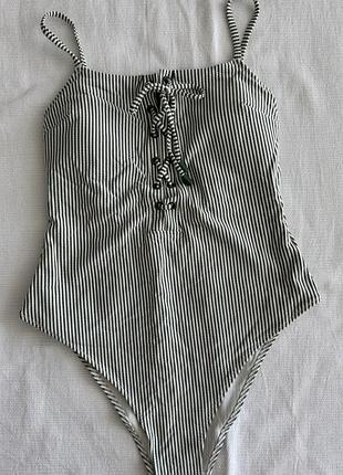 Суцільний купальник h&m в смужку