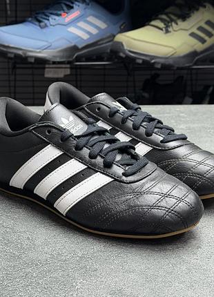 Чорні шкіряні кеди кросівки adidas js1193