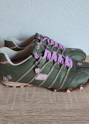 Кросівки на дівчинку skechers 34-35р. 22 см.