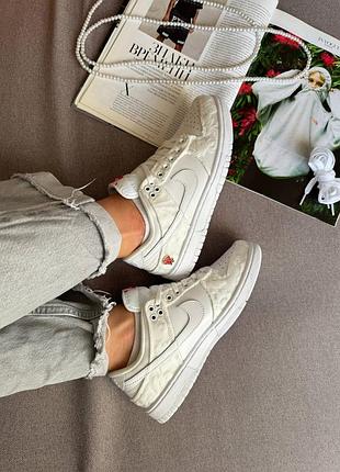 Nike sb dunk low "give her flowers"
