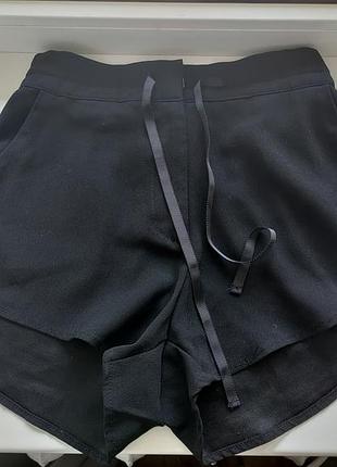 Шорти жіночі h&m чорні класичні