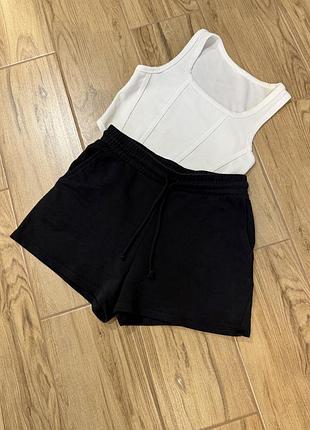 Черные спортивные шорты zara