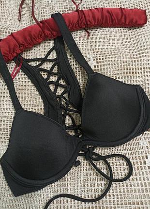 Черный бюстгальтер от купальника  victorias secret ,65 b,70 а