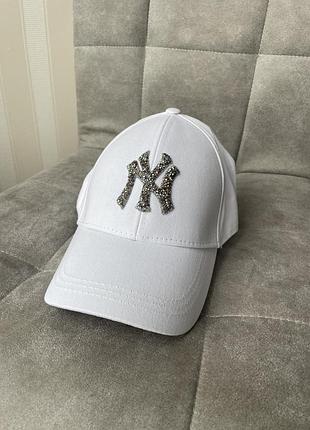 Кепка женская