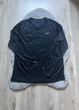 Nike running спортивний лонгслів для спорту