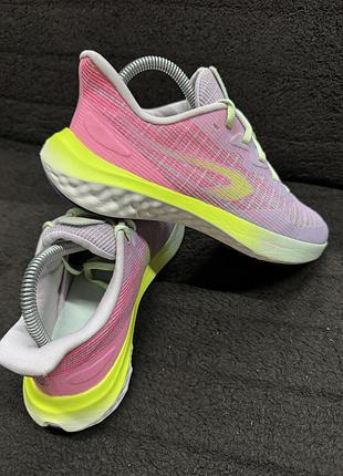 Кросівки жіночі decathlon kiprun