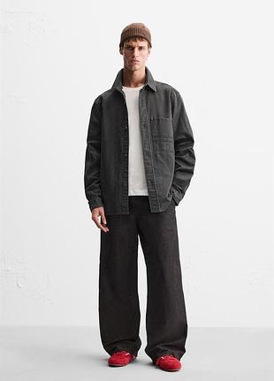 Джинси zara relaxed carpenter