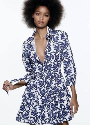 Стильна нова сукня від zara у багатофарбовій колірній гами, яка відобразить ваше неповторне стилю та смак.