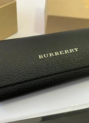 Стильний оригінальний чохол футляр для окулярів від burberry