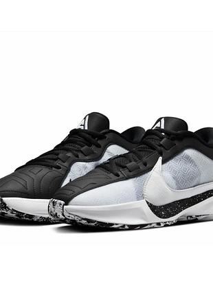 Кросівки унисекс nike zoom freak 5 white/black
