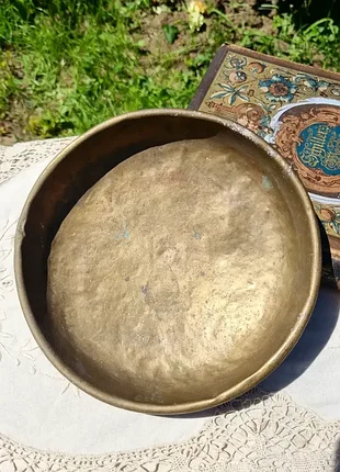 Антикварна латунна чаша, миска, тарілка від старовинних ваг, ваг.