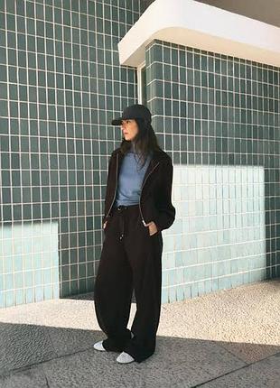 Жіночий костюм коричневий zara