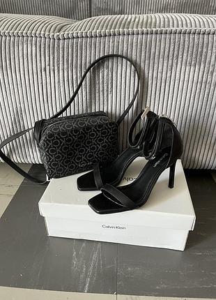 Босоножки calvin klein на каблуке, кожаные, идеально садятся на ноге
