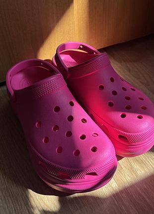 Крокси жіночі рожеві crocs pink