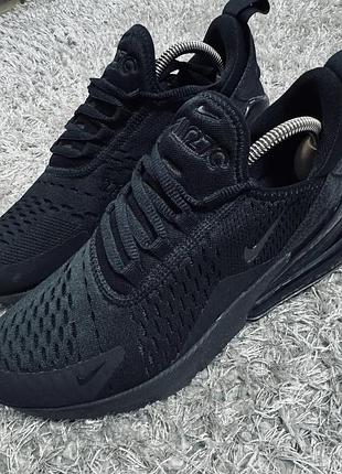 Жіночі кросівки nike air max 270