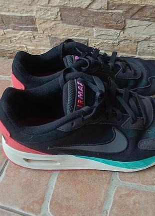 Кроссовки nike оригинал, размер 40
