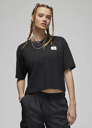 Футболка jordan essentials boxy black s чорна чорная футболка air jordan do5038-010 s бавовняна футболка