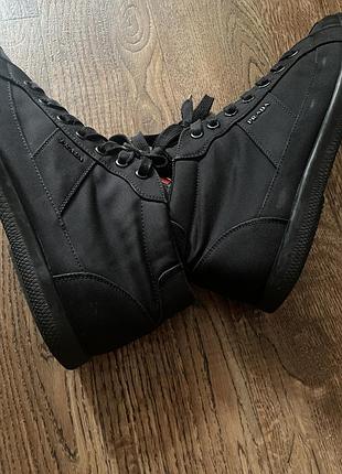 Чорні високі кросівки prada 6