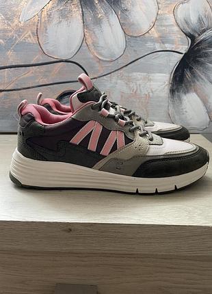 Кросівки tamaris