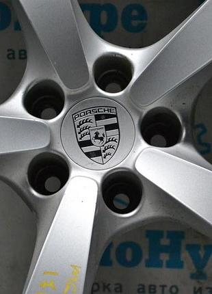 Центральный колпачок на диск porsche macan 15-26 под r18, серебро (02)