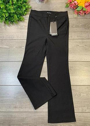 🔥🔥🔥490 грн🔥🔥🔥

🎁чорні стрейчеві жіночі штани 

🛍розмір: м
🛍дов 88, шаг 64, пот 33-38, поб 35-48 см
✅стан: нові, з бірками.