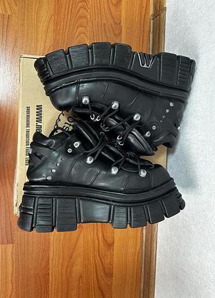 New rock - itali negro - m. 106-s29. розміру 46