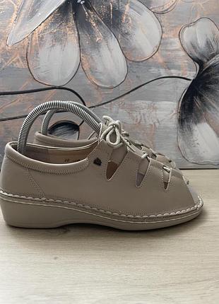 Ортопедичні шкіряні босоніжки finn comfort