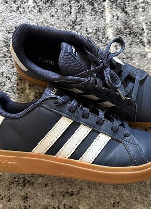 Кеди adidas