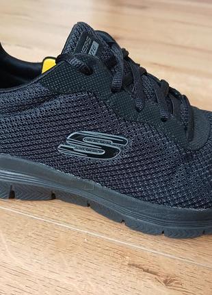 Кроссовки skechers, оригинал. р38,5/39