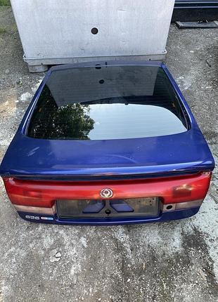 Крышка багажника mazda 626ge в сборе
