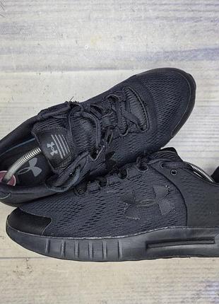 Кроссовки under armour