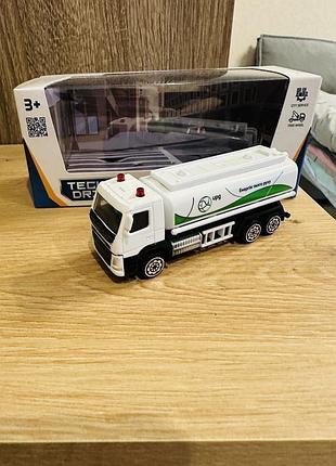 Автомодель technodrive volvo газовоз upg 7