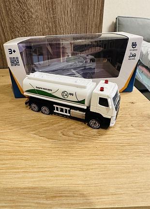 Автомодель technodrive volvo газовоз upg 5
