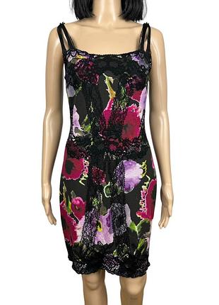 Красивое платье с шерстью и кружевом marccain