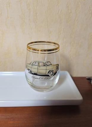 Вінтажна склянка є частиною чеського набору «ретро автомобілі» виробництва bohemia (чсср).