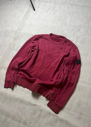 Кофта hugo boss  размер м-л состояние идеальное  замеры  длина-63 груди-53 длина рукава от плеча-63  цена-400грн