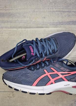 Кроссовки asics