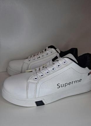 Жіночі кеди кросівки superme