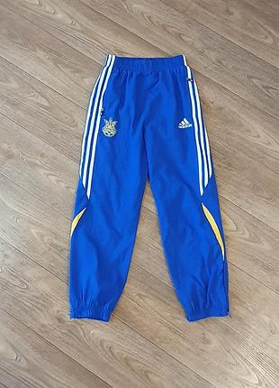 Коллекционные брюки adidas ffu ясборной украины 2007 размер л